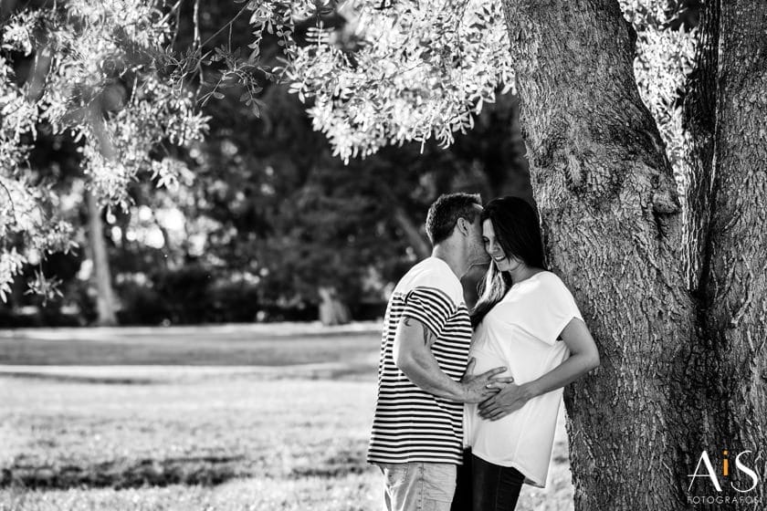 Fotos de embarazo en jardines de Aranjuez