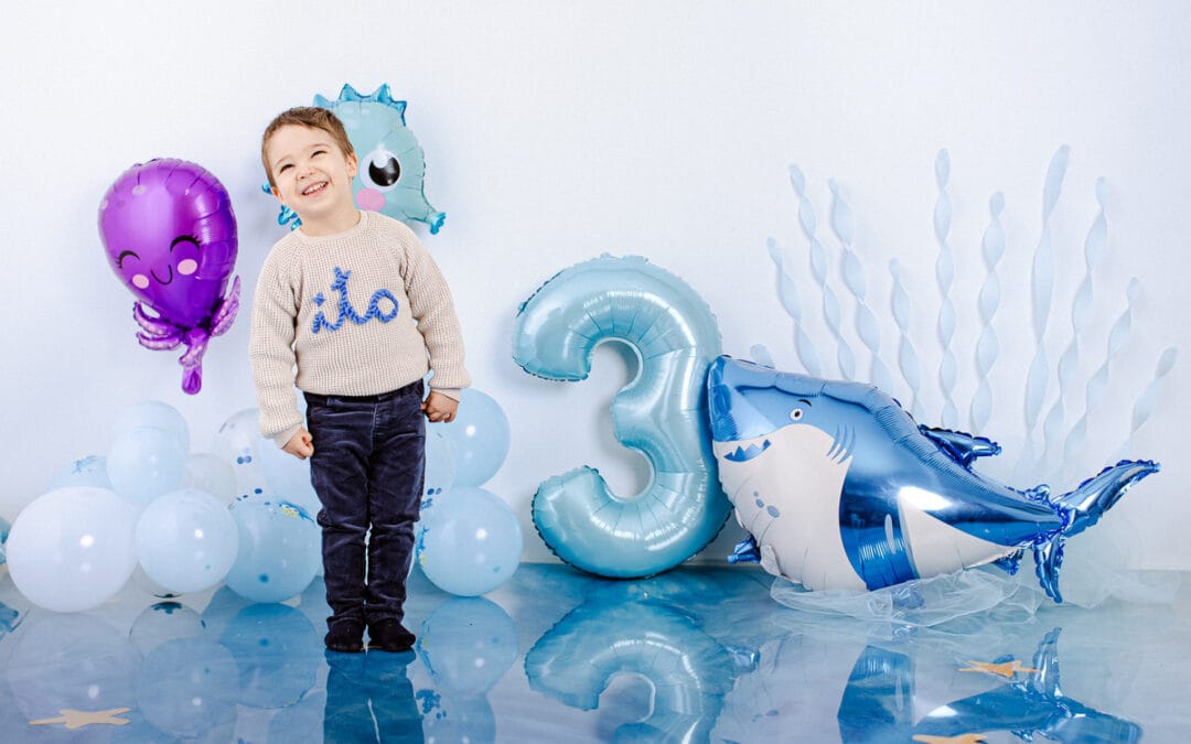 Fotografía de cumpleaños en estudio con temática marinera